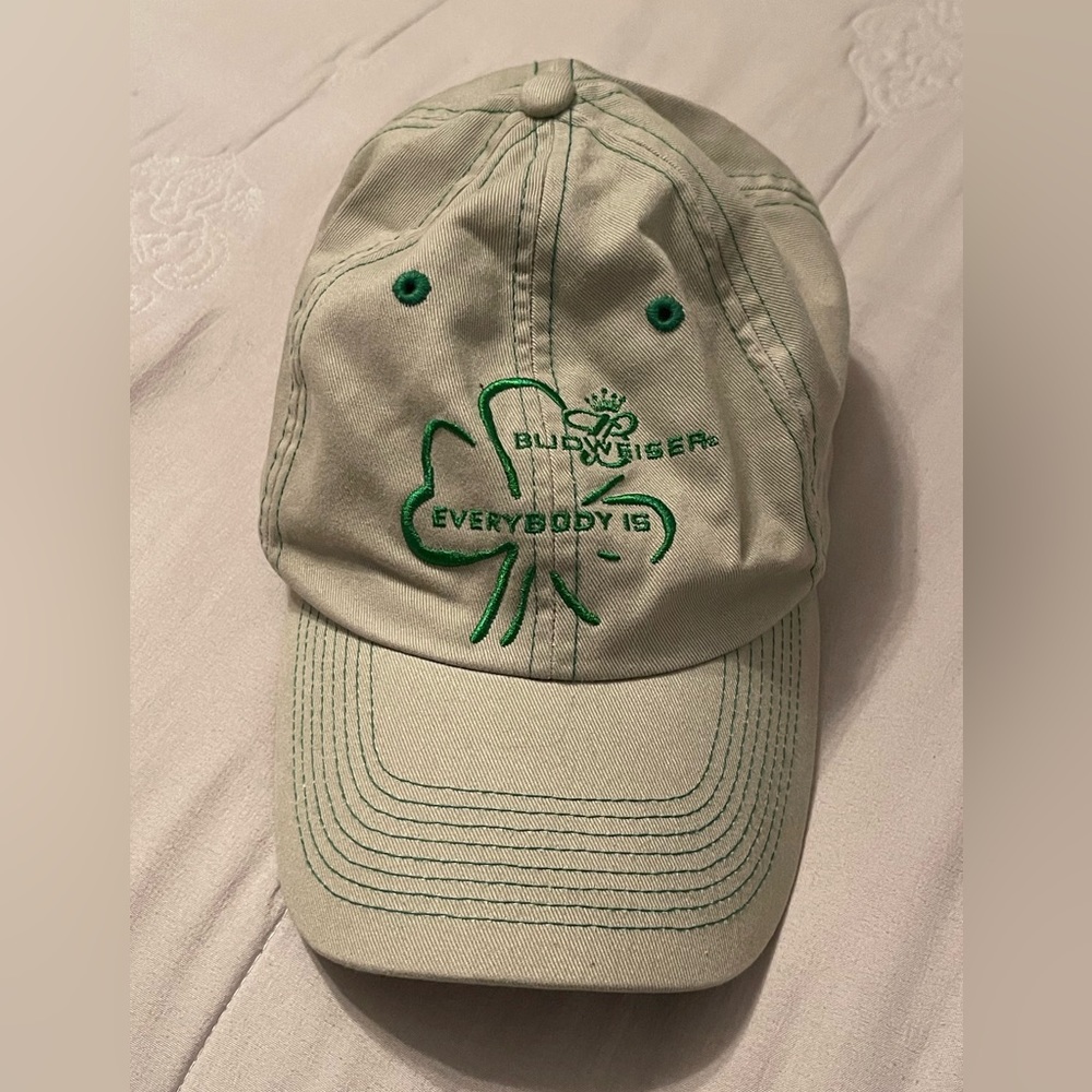 2004 Budweiser Everybody Is Irish Baseball Cap Men Cotton Buckle Strap Beige OS
